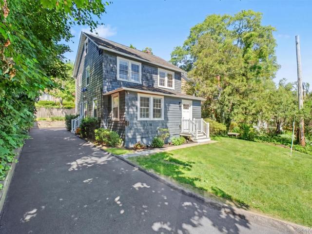 Property for rent in Bedford, New York