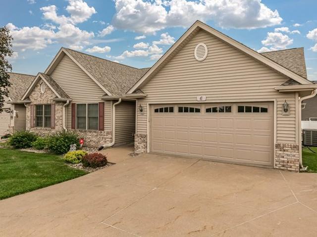 Condo for sale in Davenport, Iowa