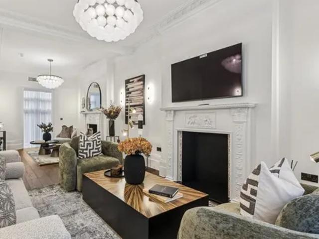 House for rent in Chelsea, Greater London