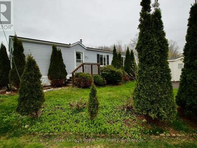 Condo for sale in Wellington, Ontario