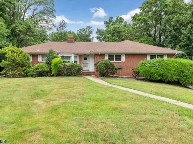 House for sale in Scotch Plains, New Jersey