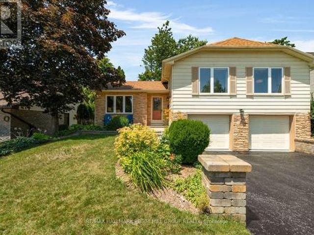 House for sale in Barrie, Ontario