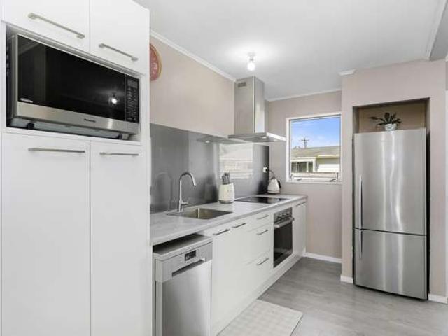 House for sale in Days Bay, Wellington