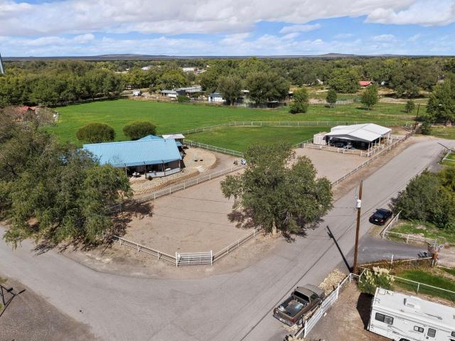 House for sale in Peralta, Valencia County