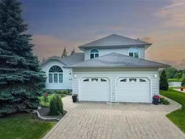 House for sale in East St. Paul, Manitoba