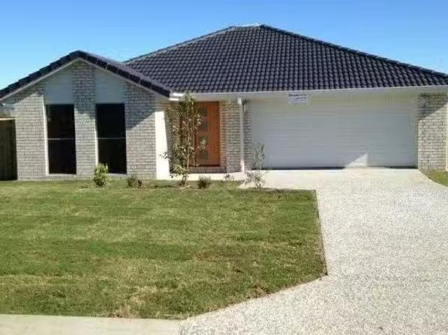 House for rent in Gleneagle, Queensland
