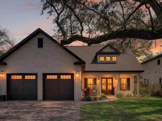 House for sale in Mary Esther, Florida
