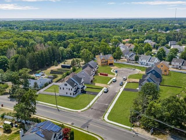 House for sale in Bayville, New Jersey