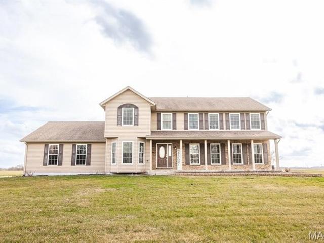 House for sale in Clinton, Illinois