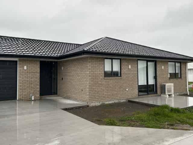 House for rent in Taranaki