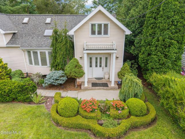 House for sale in Colonie, New York