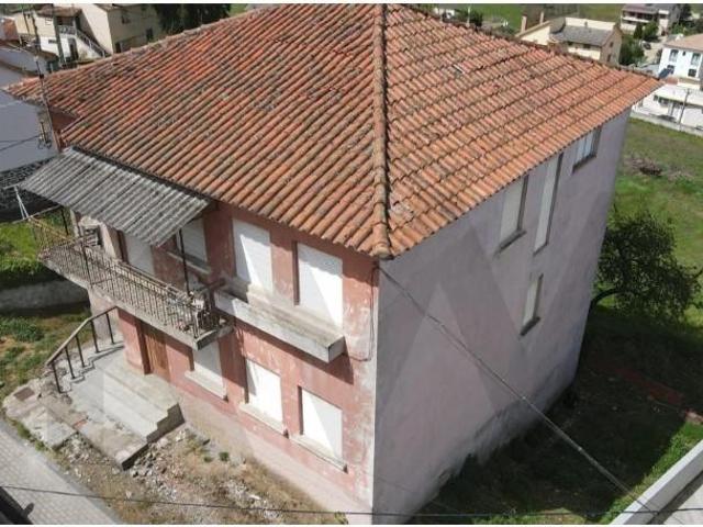 Casa venda em Sé, Santa Maria e Meixedo, Bragança