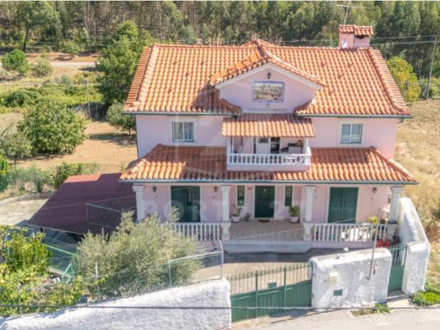 Casa venda em Castanheira De Pêra, Leiria