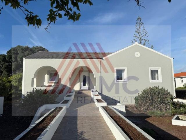 Casa venda em Açores, Madalena