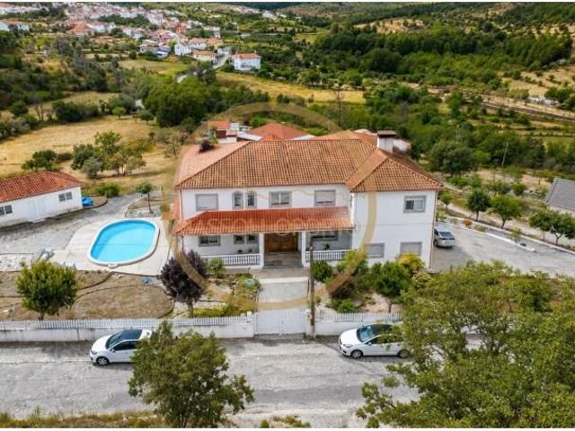 Casa venda em Mourilhe, Viseu