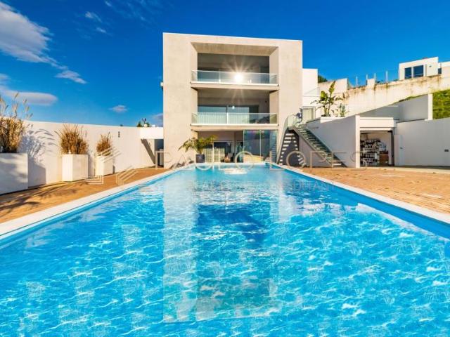 Casa venda em Pederneira, Leiria