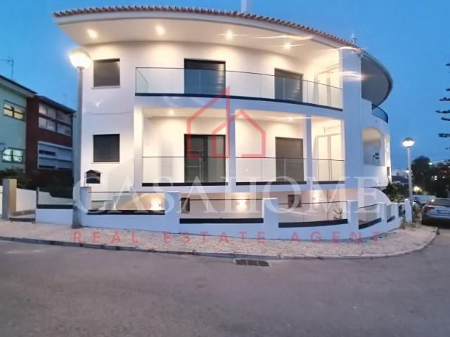 Casa venda em Três Bicos, Portimão