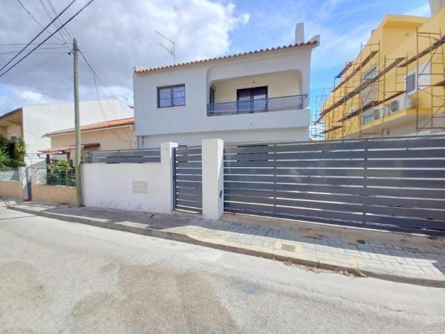 Casa venda em Seixal, Amora