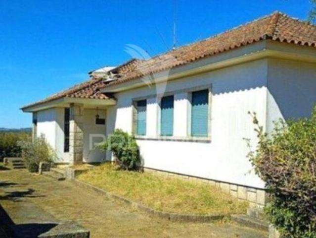 Casa venda em Mogadouro, Bragança
