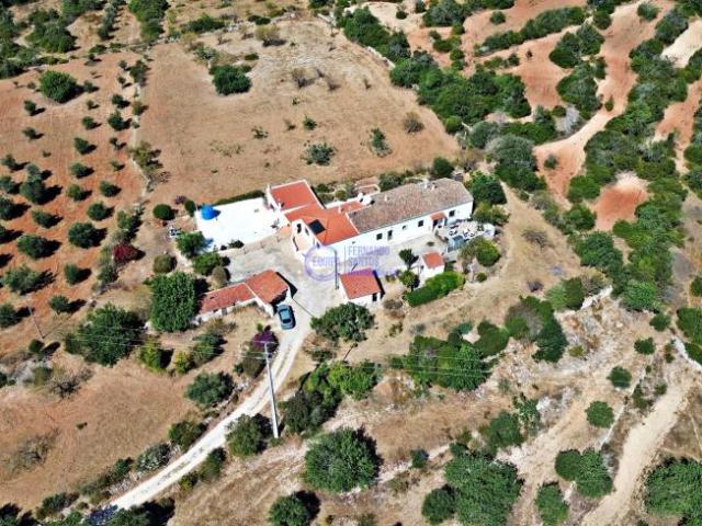 Terreno venda em Armação De Pêra, Faro