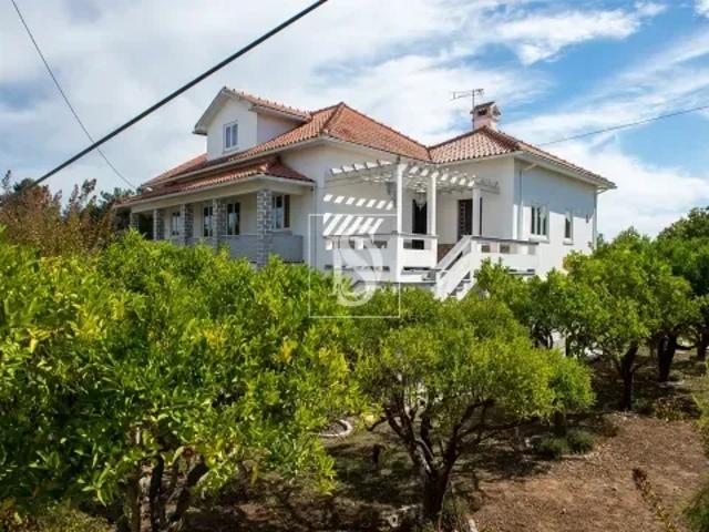 Terreno venda em Couto Do Mosteiro, Viseu