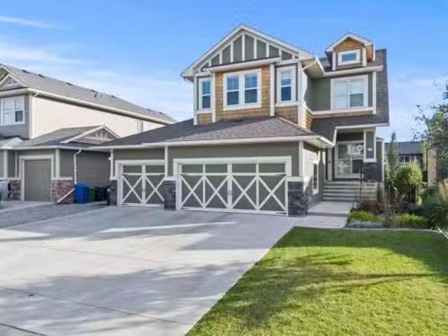 House for sale in Alberta