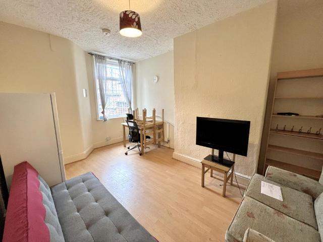 House for rent in Fallowfield, Manchester
