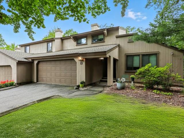 Townhouse for sale in Avon, Connecticut