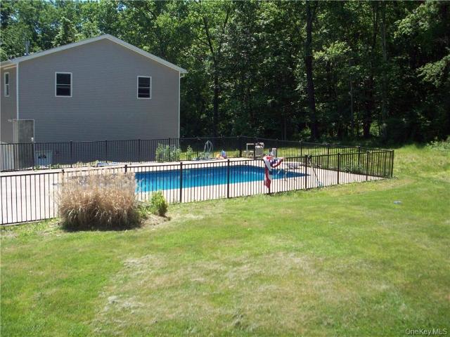 Property for rent in Poughquag, New York