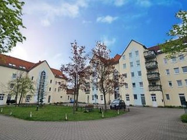 Wohnung kaufen in Schönebeck, Altstadt