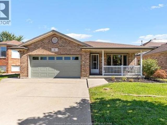 House for sale in Amherstburg, Ontario