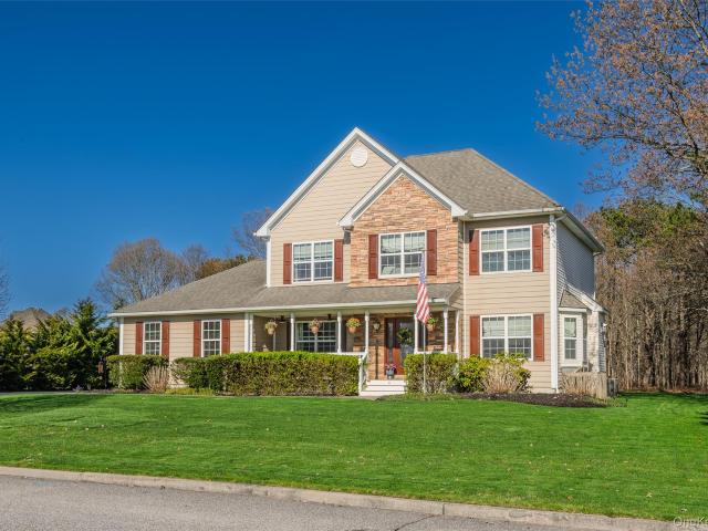 House for sale in Centereach, New York