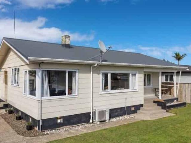House for rent in Edgecumbe, Bay Of Plenty
