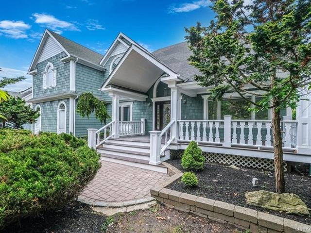 House for sale in Centereach, New York