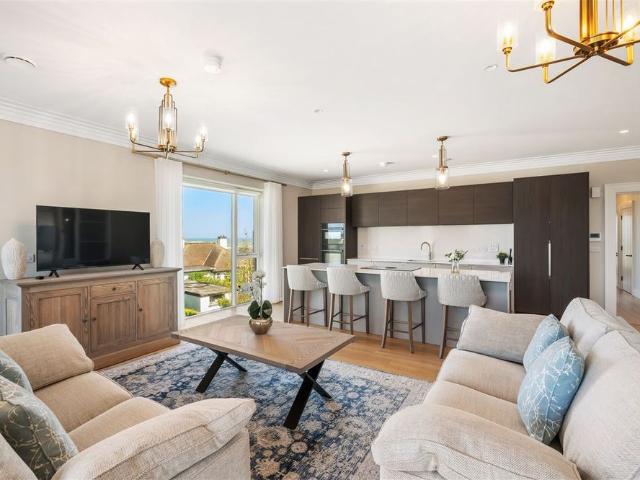 Apartment to rent in Malahide, North Tipperary