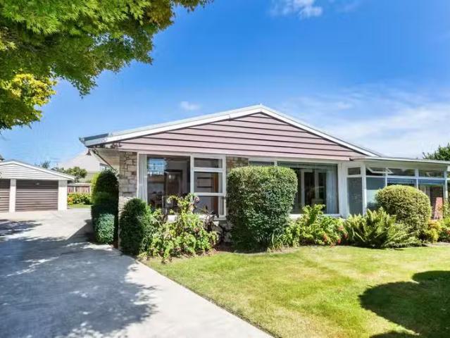 House for sale in Bryndwr, Canterbury