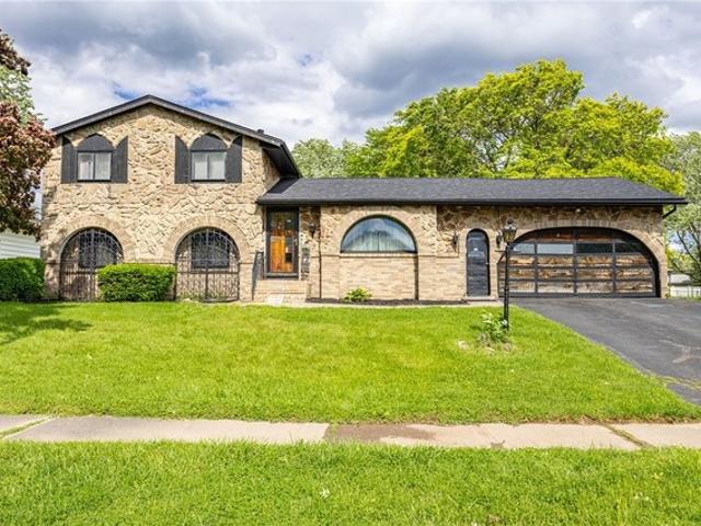 House for sale in Oak Hill, New York