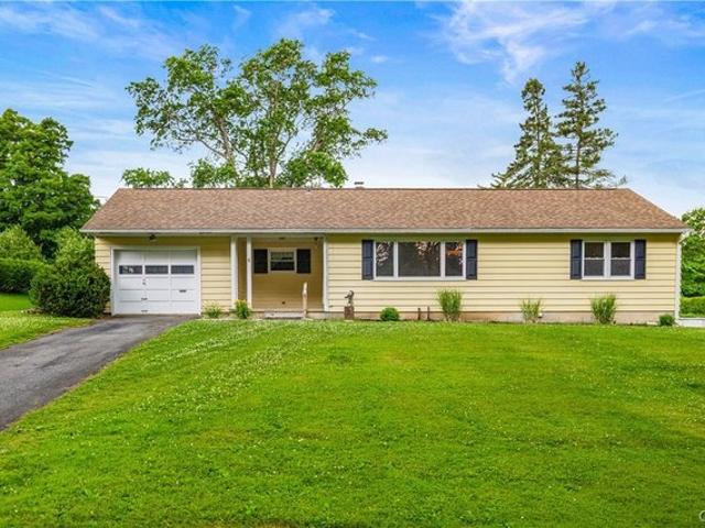 House for sale in Oneida, New York