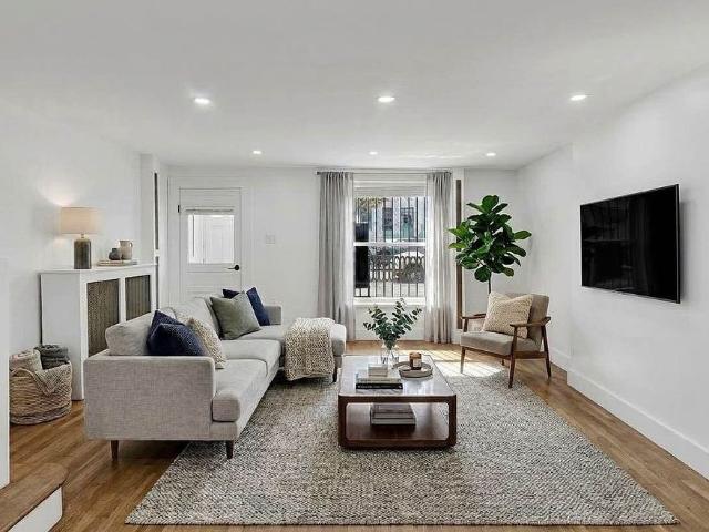 Detached House for rent in Kings County, New York