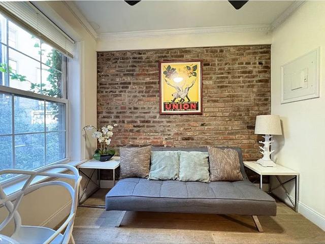 Townhouse for rent in Arverne, New York