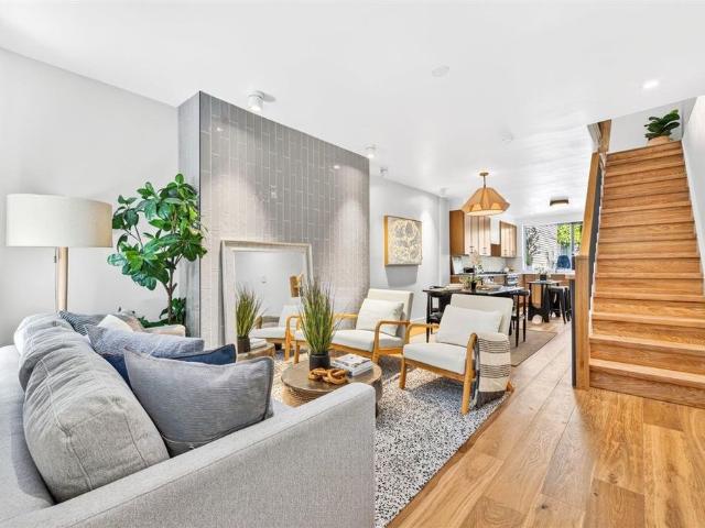 Detached House for sale in Arverne, New York