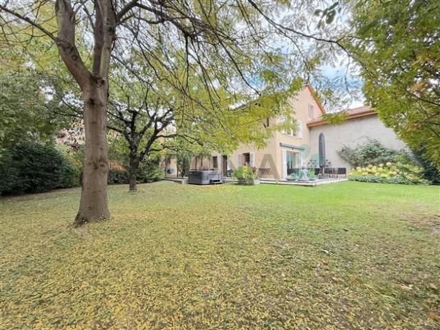 Reihenfamilienhaus kaufen in Aire-la-Ville