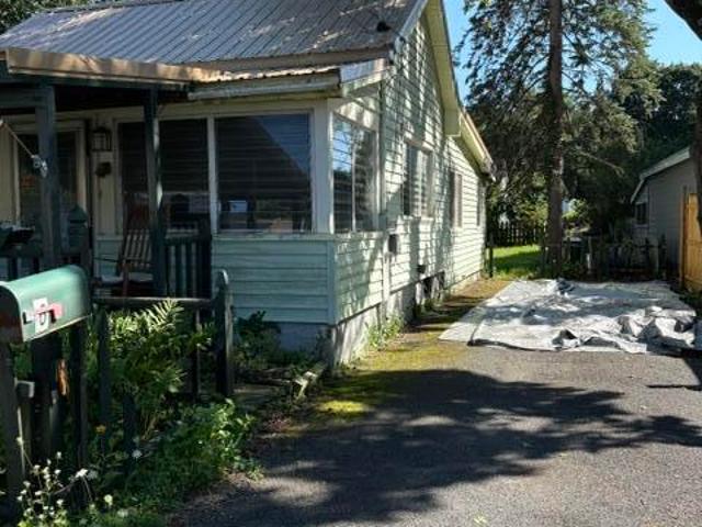 House for sale in Kinderhook, New York