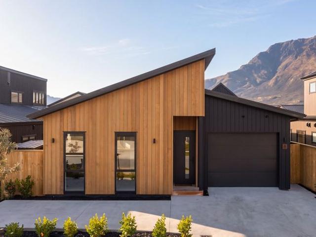 House for rent in Otakou