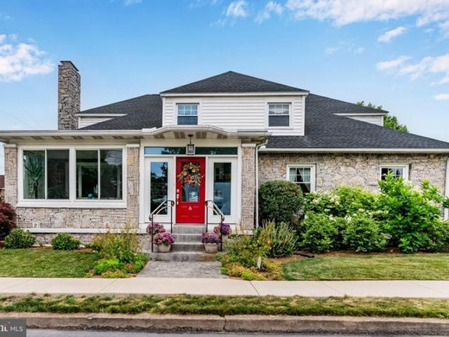 House for sale in Cumberland, Pennsylvania