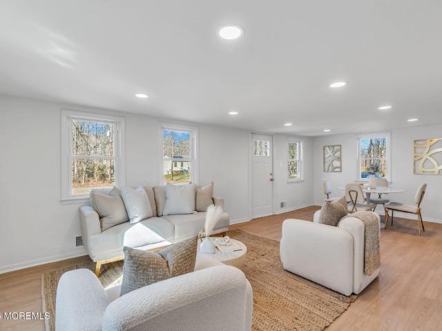 House for sale in Cream Ridge, New Jersey