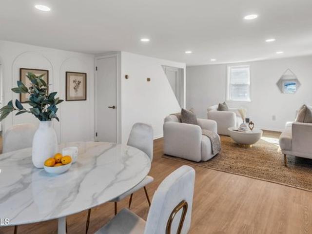 House for sale in Cream Ridge, New Jersey