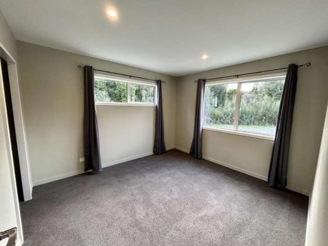 House for rent in West Coast