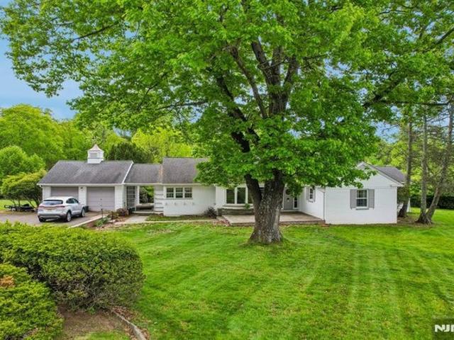 House for sale in Passaic, New Jersey