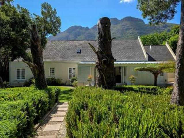 House for sale in Hout Bay, Western Cape